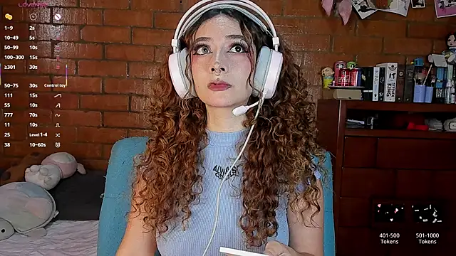 Annycolin  online show from June 4, 9:43 pm