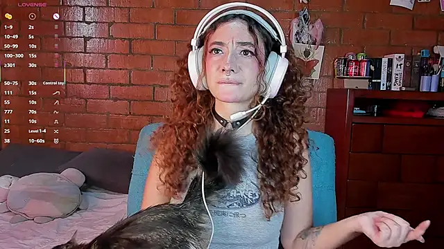 Annycolin  online show from June 10, 9:46 pm