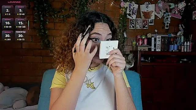 Annycolin  online show from July 29, 9:35 pm
