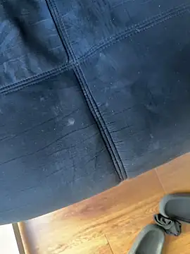 im18teengirl online show from February 18, 12:15 am