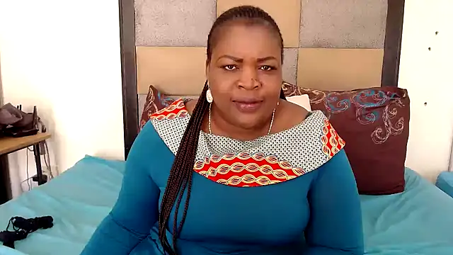 omalicha98 online show from March 23, 7:31 am