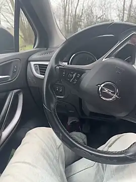 Snapshot of DutchPublic chatting on January 14, 2:43 pm DutchPublic online show from January 14, 2:43 pm