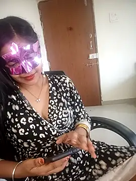 Snapshot of Babbyy_doll chatting on February 26, 3:53 am Babbyy doll online show from February 26, 3:53 am