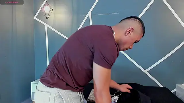 bruno cavalli online show from March 15, 1:50 pm