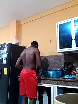 Snapshot of Elnegro28 chatting on October 2, 12:12 pm Elnegro28 online show from October 2, 12:12 pm
