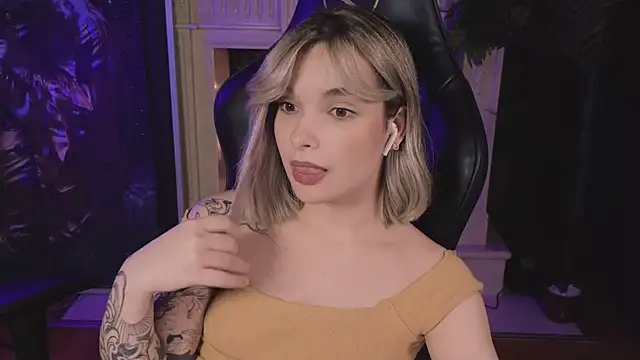 Bella Alita online show from January 18, 2:47 am