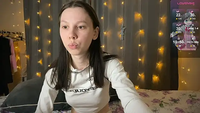 Snapshot of na_prikole_ chatting on February 10, 11:23 pm na prikole  online show from February 10, 11:23 pm