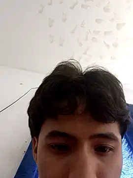 Snapshot of Sm1thXx chatting on February 8, 4:57 pm Sm1thXx online show from February 8, 4:57 pm