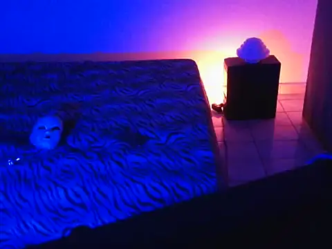 lollaxjf online show from May 28, 3:04 am