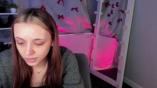 Sahara Shields online show from March 18, 10:14 am