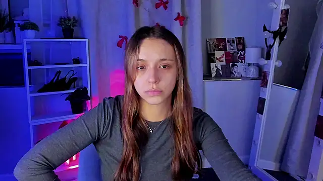 Sahara Shields online show from September 10, 10:04 am