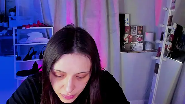 Sahara Shields online show from March 18, 9:12 am