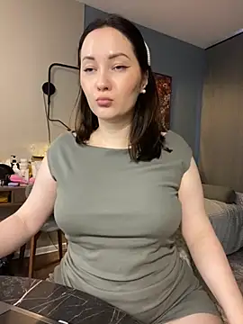 Snapshot of Kiss_My_Body chatting on November 8, 12:38 pm Kiss My Body online show from November 8, 12:38 pm