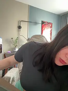 Snapshot of Kiss_My_Body chatting on March 22, 2:31 pm Kiss My Body online show from March 22, 2:31 pm