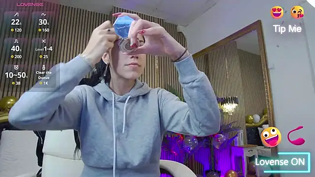 Snapshot of KeylaBlair chatting on February 8, 4:57 pm KeylaBlair online show from February 8, 4:57 pm