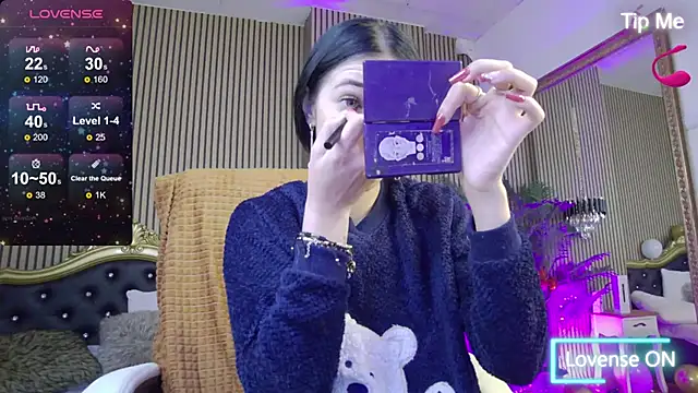 Snapshot of KeylaBlair chatting on February 12, 4:33 pm KeylaBlair online show from February 12, 4:33 pm