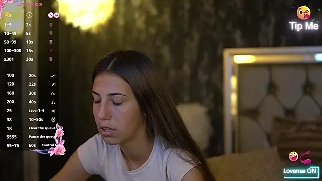 Snapshot of KeylaBlair chatting on September 19, 7:25 pm KeylaBlair online show from September 19, 7:25 pm