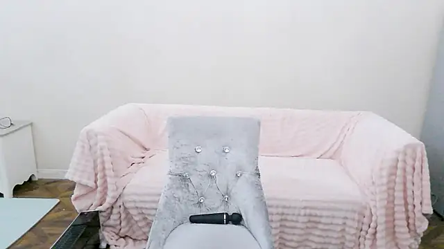 vnhfds online show from February 4, 11:27 am