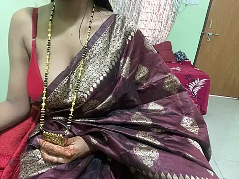 Snapshot of Sandhya_lovely chatting on February 18, 8:10 am Sandhya lovely online show from February 18, 8:10 am