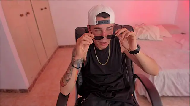 Baan10 online show from January 17, 9:06 pm