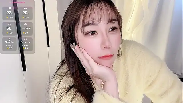 Snapshot of Alano-01 chatting on March 6, 12:52 pm Alano-01 online show from March 6, 12:52 pm