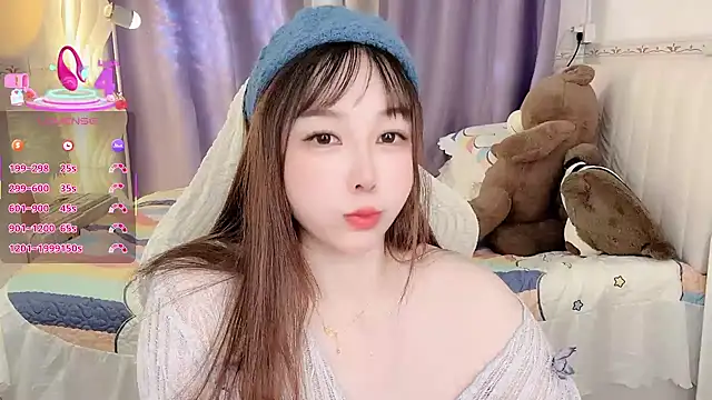 Snapshot of Alano-01 chatting on October 5, 4:11 am Alano-01 online show from October 5, 4:11 am