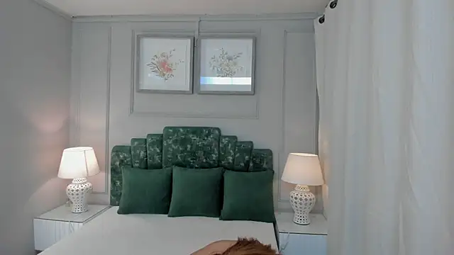 Snapshot of rutila_ford chatting on March 6, 6:37 pm rutila ford online show from March 6, 6:37 pm