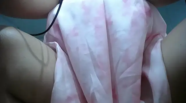 Snapshot of _May_aa chatting on January 19, 1:33 pm May aa online show from January 19, 1:33 pm