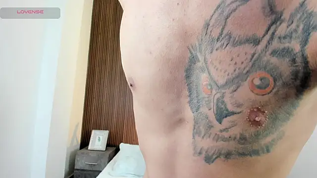 EthaanCox online show from January 18, 8:12 pm