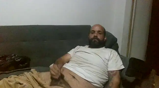 Snapshot of Chubi6669 chatting on January 29, 9:23 am Chubi6669 online show from January 29, 9:23 am