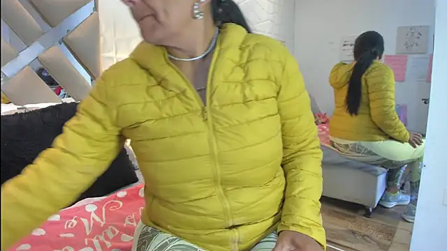 raquell moore online show from March 13, 12:12 pm