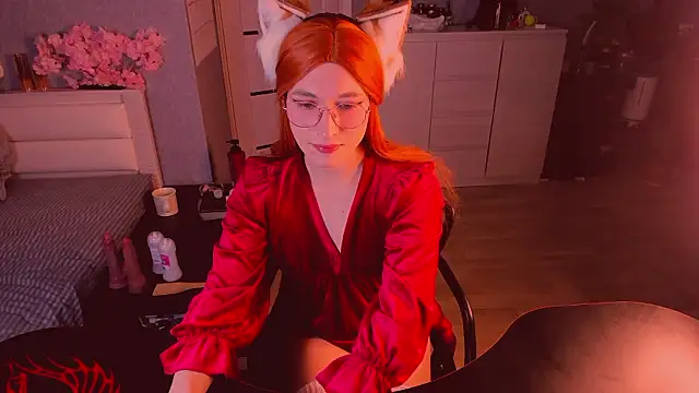 Snapshot of foxy_jpg chatting on February 6, 9:51 pm foxy jpg online show from February 6, 9:51 pm