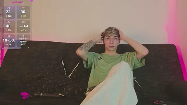 ethan and ava online show from June 4, 2:39 am