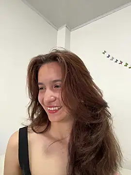 Snapshot of Bella_still chatting on July 18, 1:37 pm Bella still online show from July 18, 1:37 pm