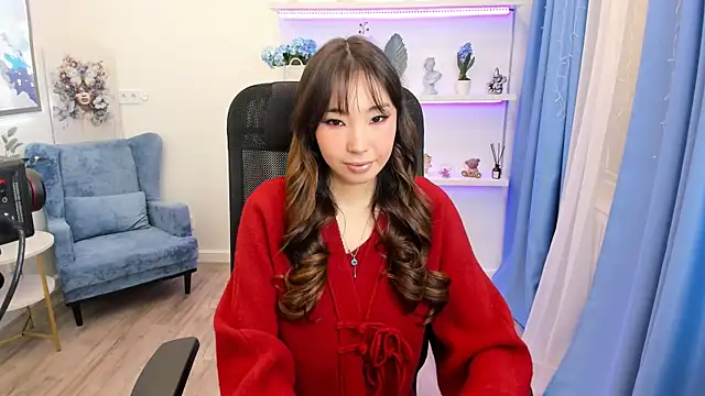 AnnaReyla online show from January 18, 11:25 am