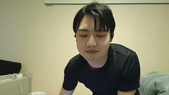 nunnun00 online show from February 23, 6:49 am