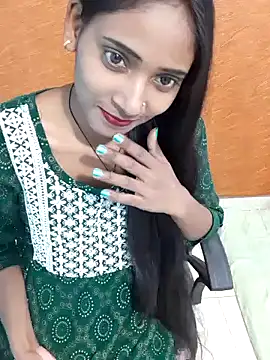 Snapshot of Divya-2007 chatting on January 25, 1:52 pm Divya-2007 online show from January 25, 1:52 pm