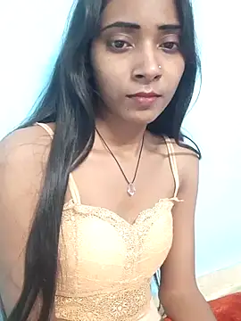 Snapshot of Divya-2007 chatting on February 19, 6:55 am Divya-2007 online show from February 19, 6:55 am