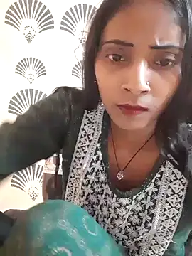 Snapshot of Divya-2007 chatting on February 21, 4:37 pm Divya-2007 online show from February 21, 4:37 pm