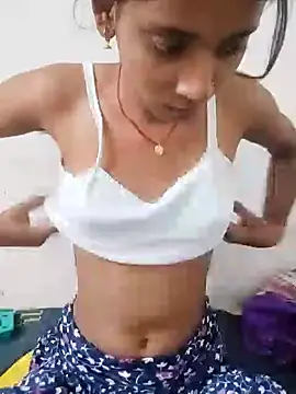 Snapshot of Divya-2007 chatting on October 16, 1:01 pm Divya-2007 online show from October 16, 1:01 pm