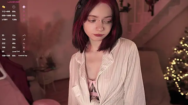Snapshot of miuri_miy chatting on January 18, 5:17 pm miuri miy online show from January 18, 5:17 pm