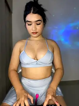 Snapshot of vane_foxxx chatting on September 16, 1:28 am vane foxxx online show from September 16, 1:28 am