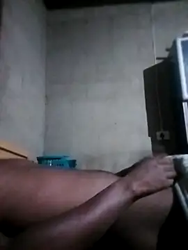 LaneYam online show from March 1, 10:45 pm