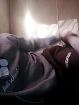 Snapshot of LaneYam chatting on May 11, 2:23 pm LaneYam online show from May 11, 2:23 pm