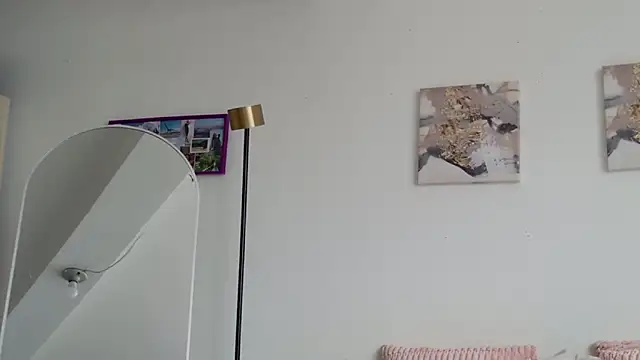 Andrewine89 online show from April 11, 8:24 pm