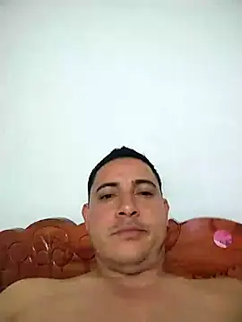 Snapshot of Josejotacamargo chatting on January 14, 10:34 pm Josejotacamargo online show from January 14, 10:34 pm