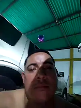 Snapshot of Josejotacamargo chatting on January 29, 11:25 pm Josejotacamargo online show from January 29, 11:25 pm