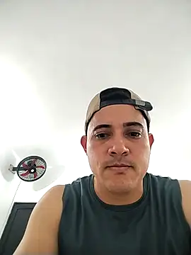 Snapshot of Josejotacamargo chatting on October 30, 11:27 pm Josejotacamargo online show from October 30, 11:27 pm