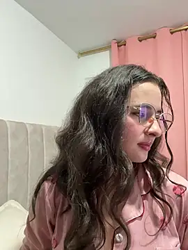 baaby-miiaa online show from May 8, 11:37 am