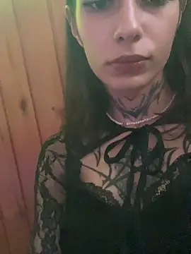 Snapshot of mollyEXD chatting on September 21, 3:57 pm mollyEXD online show from September 21, 3:57 pm